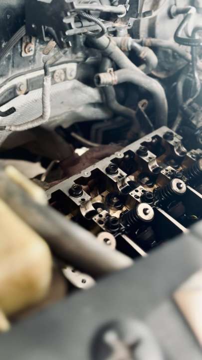 Výměna kluzných ložisek vačkového hřídele ☕️ #vackovyhridel #transporter #t5 #vw #mechanic